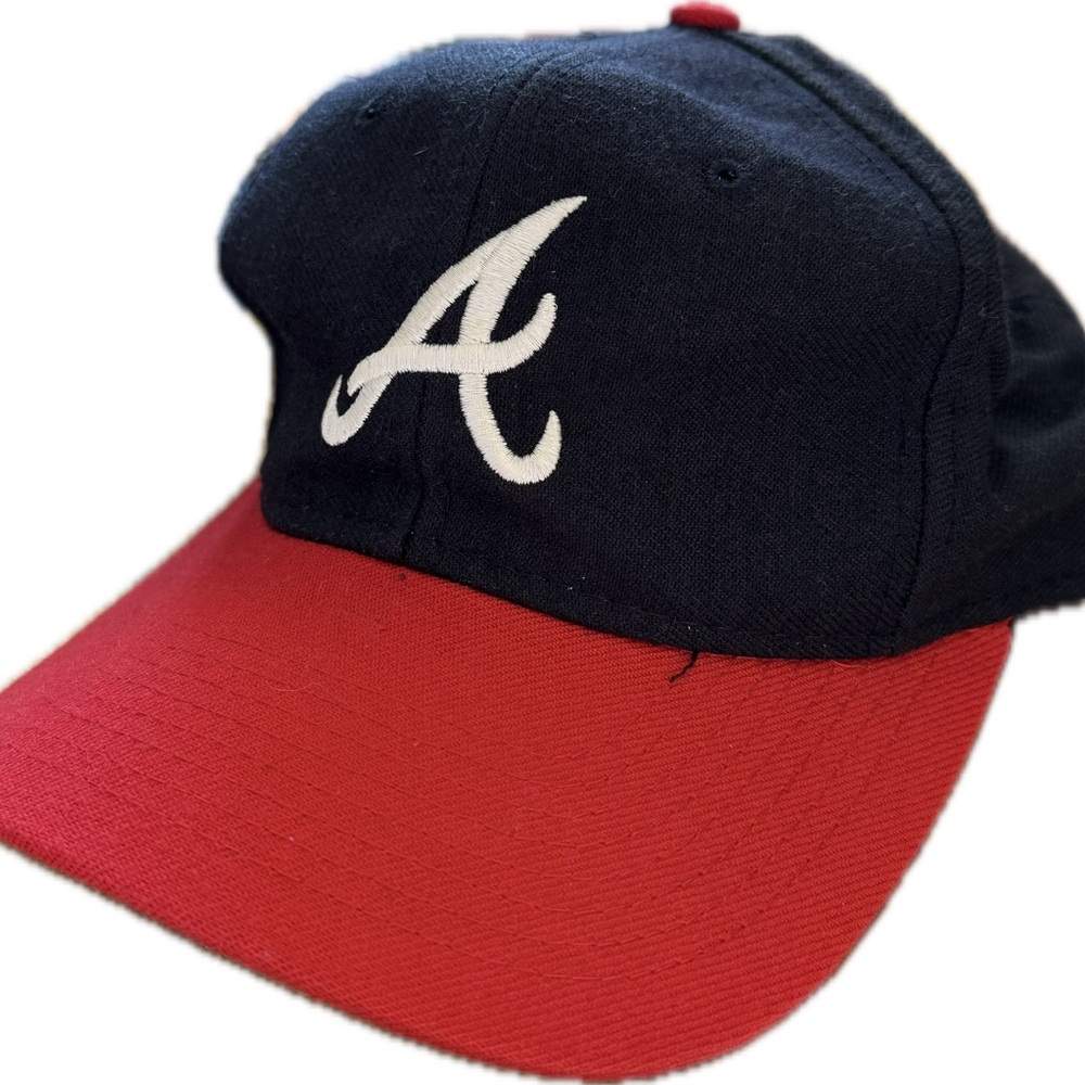 Atlanta Braves Universal Global Vintage Hat